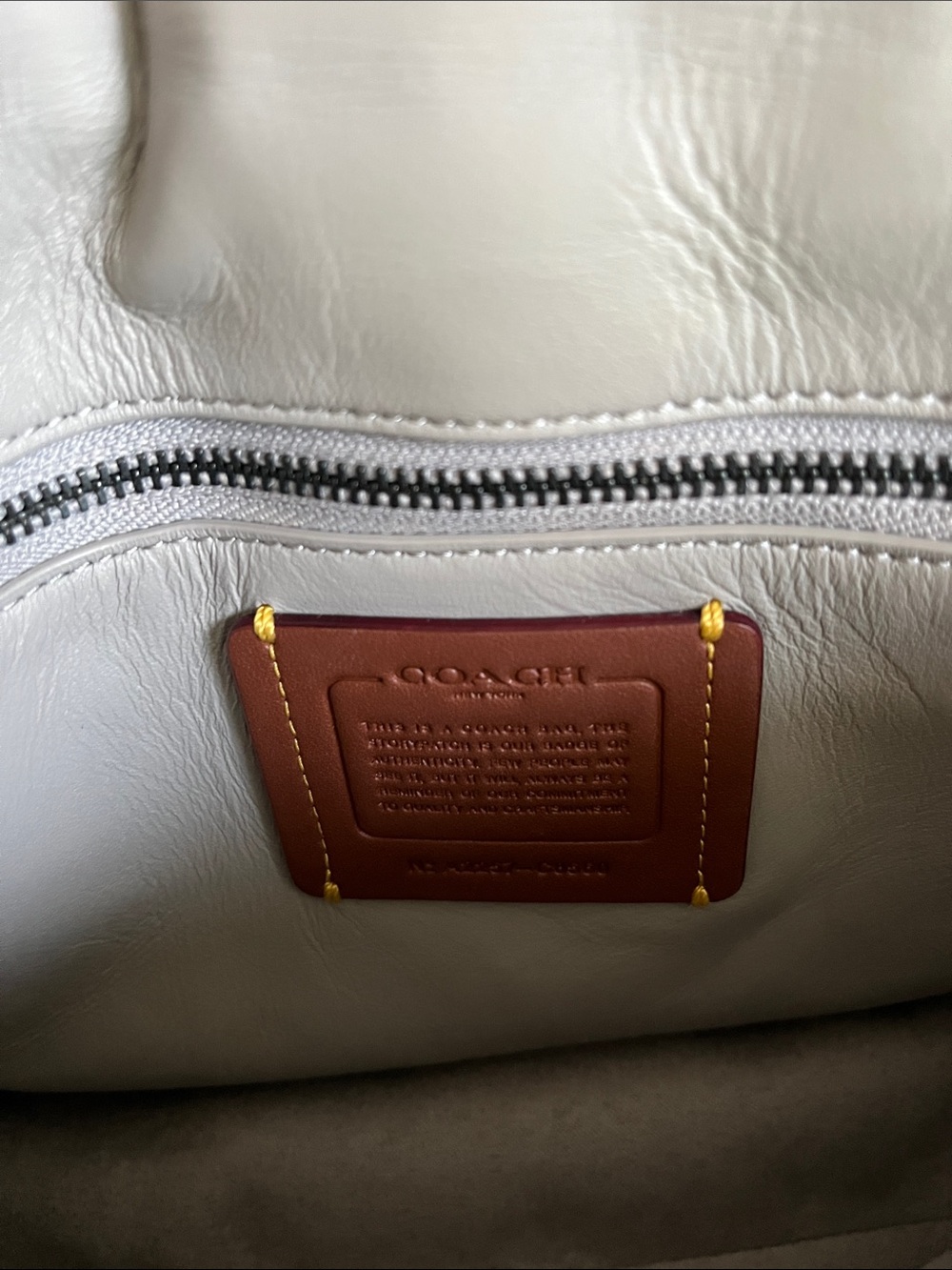 Coach Bag ๐ผ - Picture 8 of 13